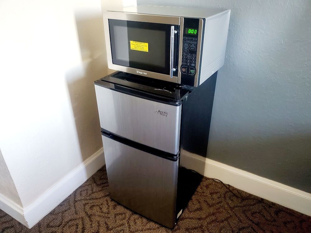 Monte Villa Hotel Small Queen size room 3