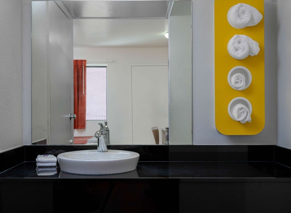 Motel 6 Oceanside, CA Deluxe Room, 2 Double Beds, Non Smoking, Refrigerator 7