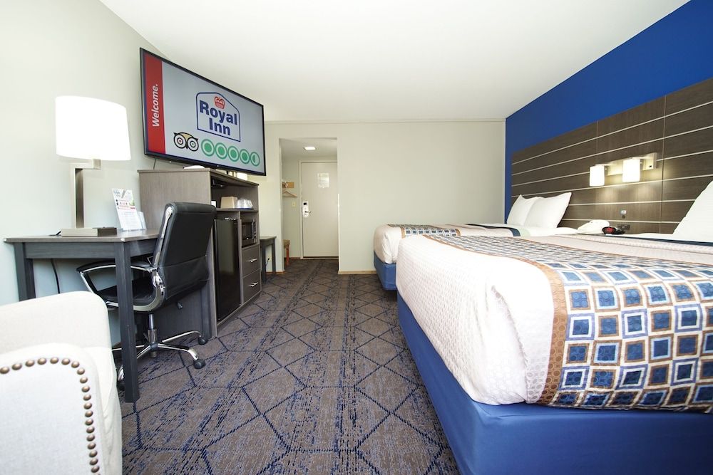 Deluxe Room, 2 Queen Beds, Non Smoking