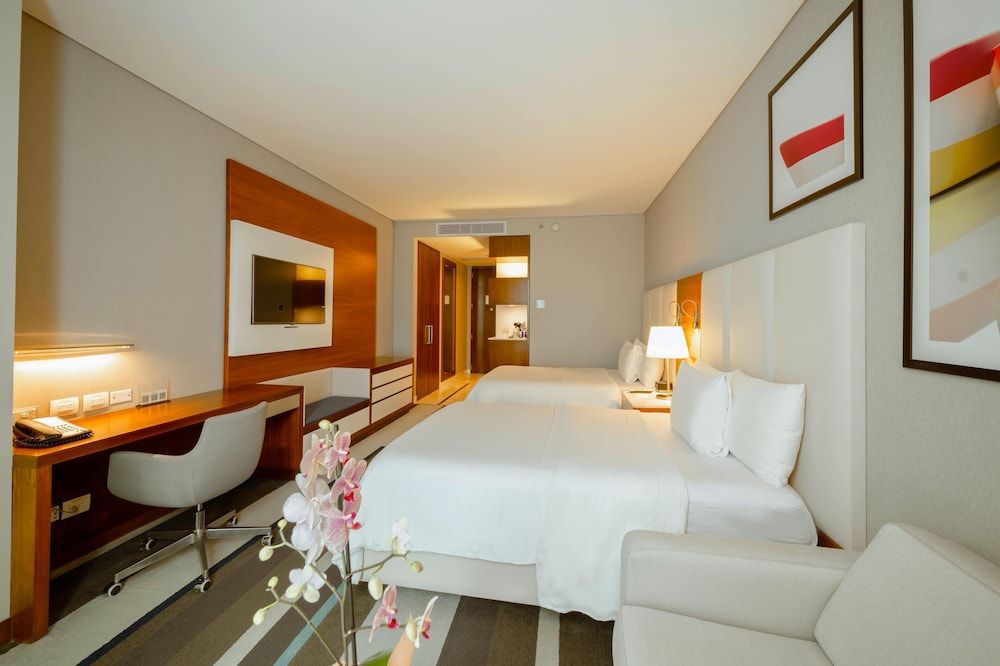 Classic Room, 2 Queen Beds, City View