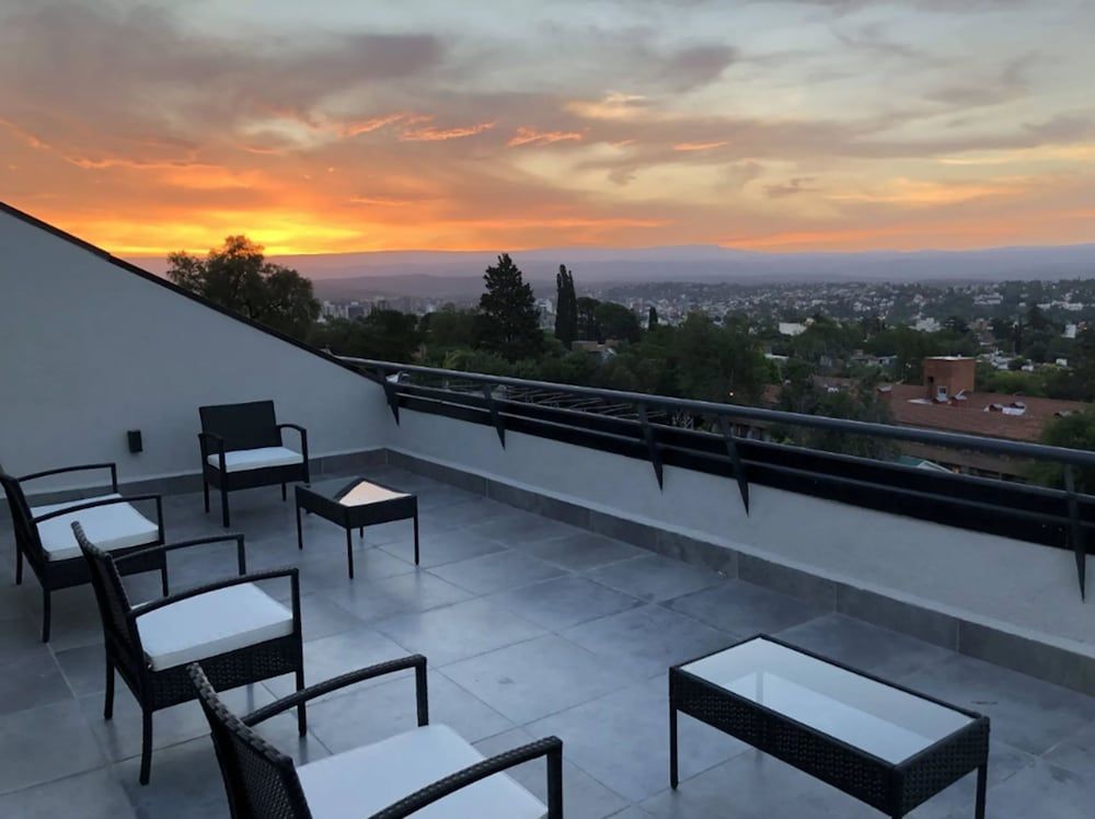 Pinares Panorama Suites & Spa Grand Suite 4