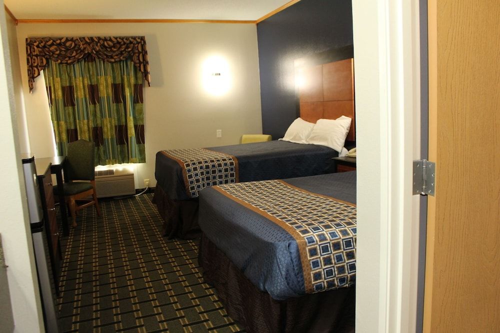 Homegate Inn and Suites Double Room