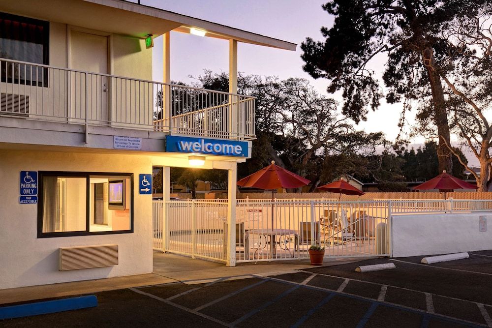 undefined Motel 6 Monterey, CA 7
