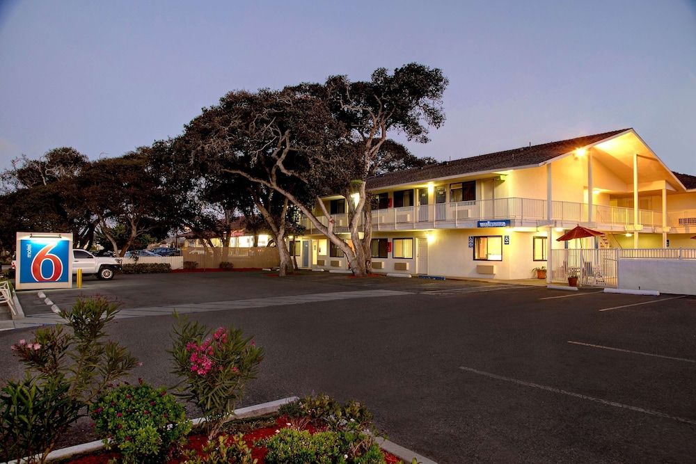 undefined Motel 6 Monterey, CA 4