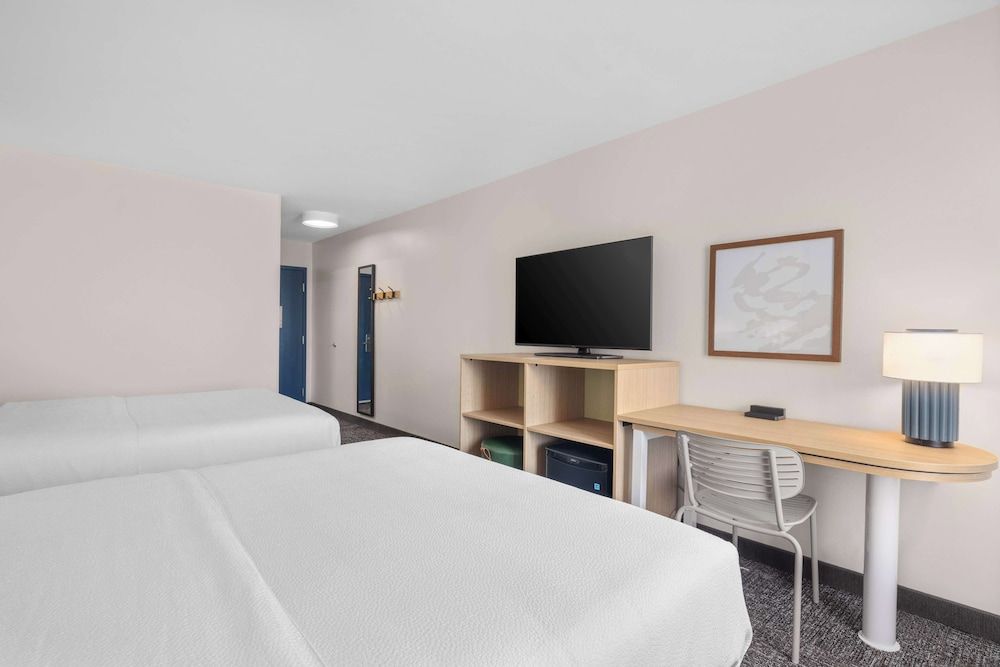 Room, 2 Queen Beds, Accessible (Hearing)