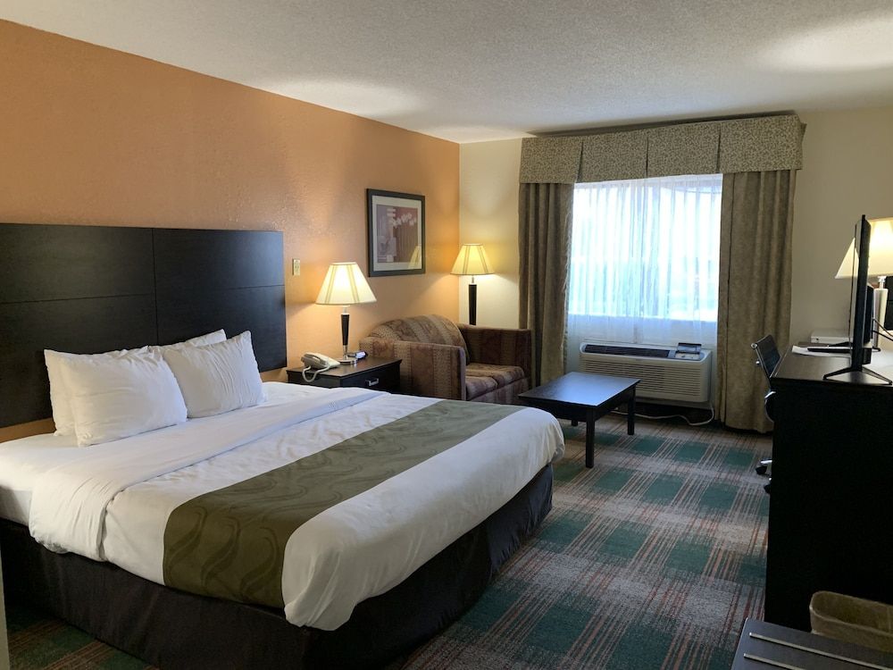 Room, 1 King Bed, Accessible, Non Smoking