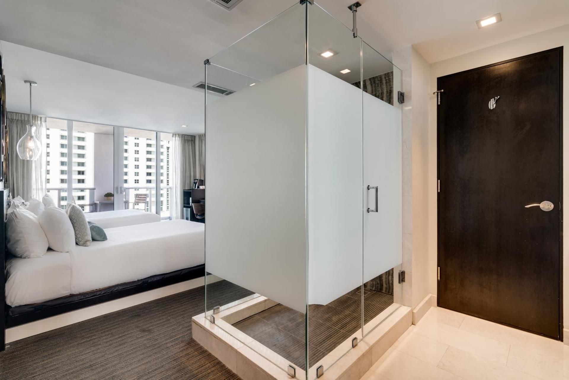 Side Ocean View with Balcony Double Queen Single Use