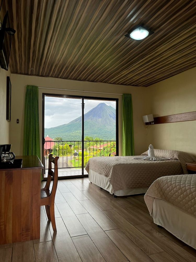 Hotel Linda Vista Standard Room 10