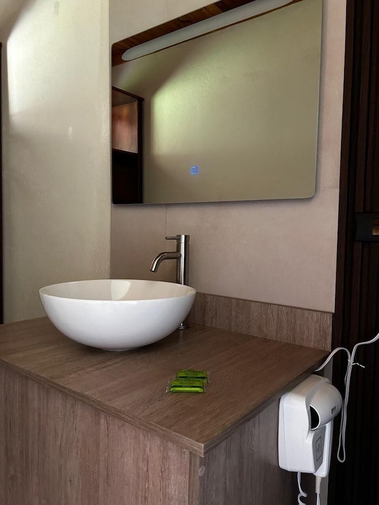 Hotel Linda Vista Standard Room 14