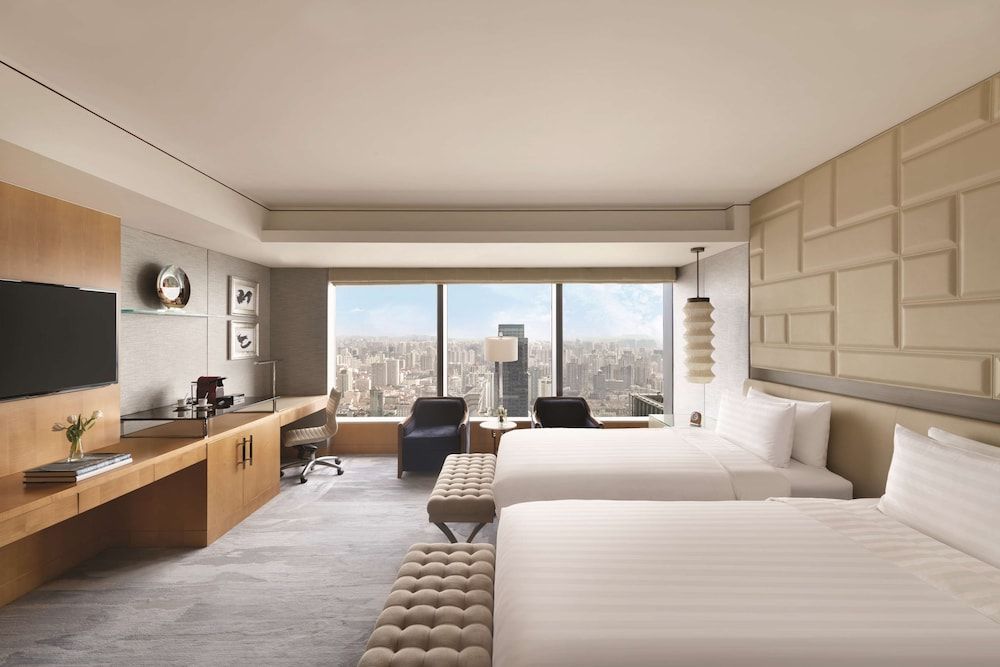 undefined Jing An Shangri-La, Shanghai 10