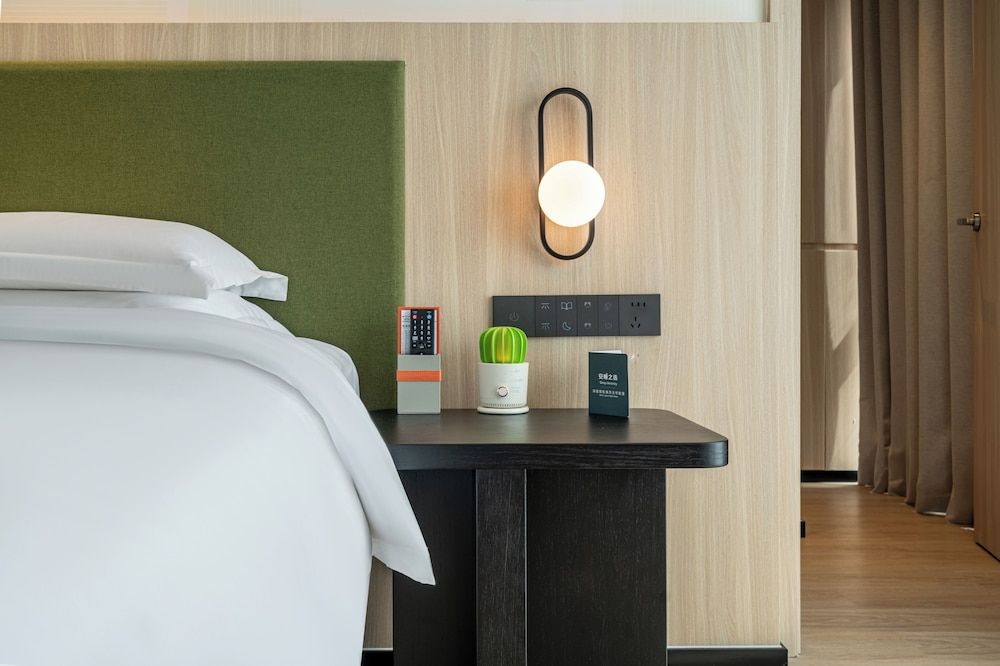 Suite, 1 Bedroom (Bath Shower Combination)