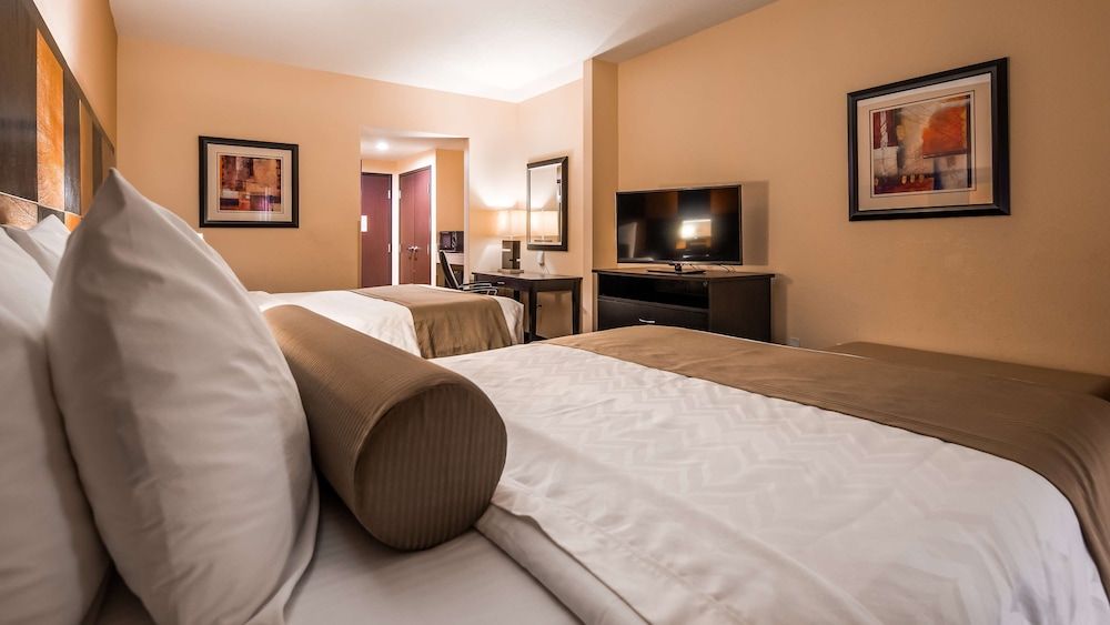 Standard Room, 2 Queen Beds, Non Smoking