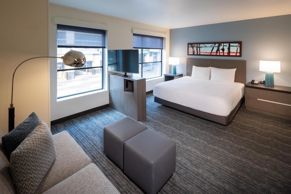 Hyatt House Seattle/Downtown Studio, 1 King Bed with Sofa bed 2