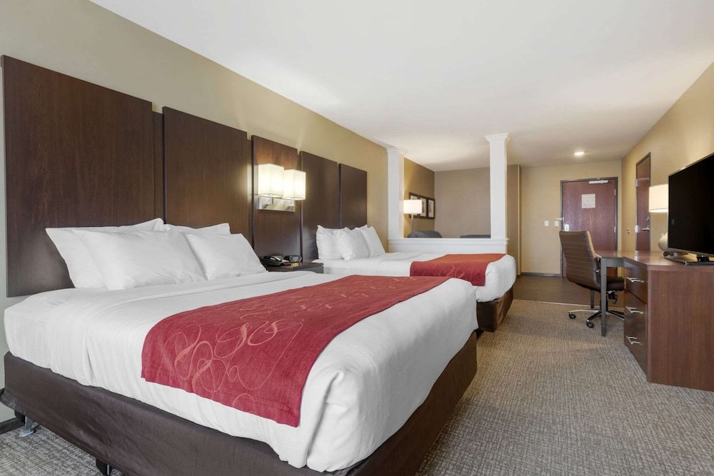 Suite, Multiple Beds, Accessible, Non Smoking