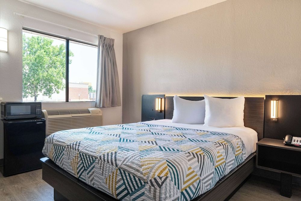 Standard Room, 1 Double Bed, Accessible, Non Smoking
