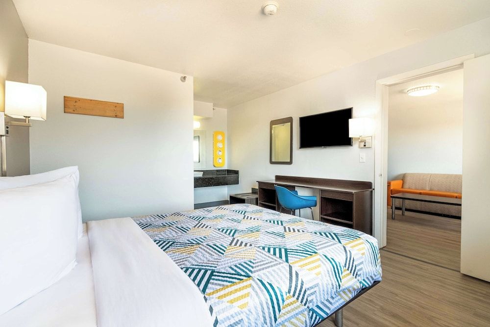 Standard Suite, 1 Double Bed, Non Smoking