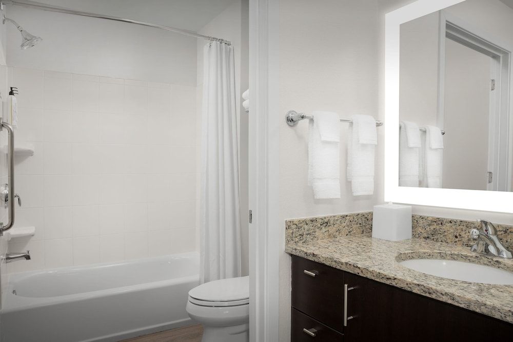 Suite, 1 Bedroom, Non Smoking (Hearing Accessible)
