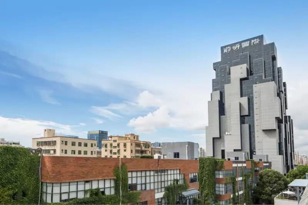 undefined Avant-Garde Hotel 5