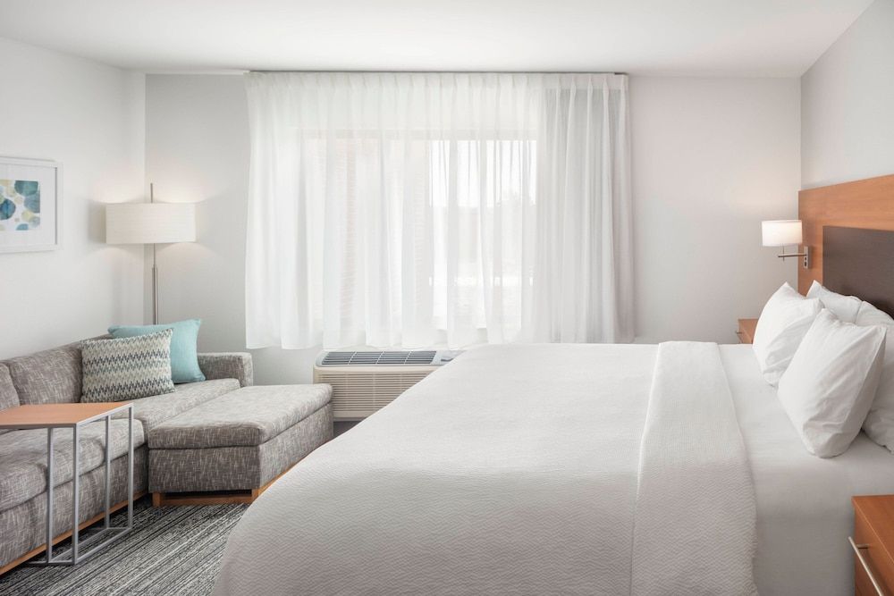 TownePlace Suites by Marriott Bangor Studio, 1 King Bed with Sofa bed (Hearing Accessible) 2