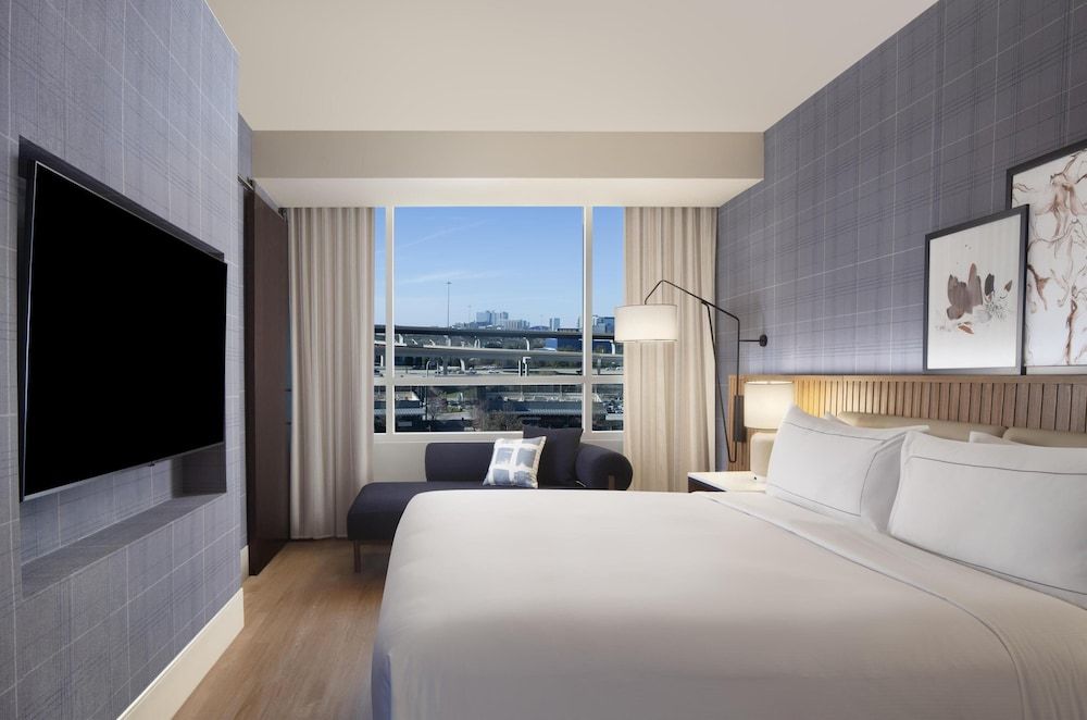 Studio Suite, 1 King Bed, Non Smoking