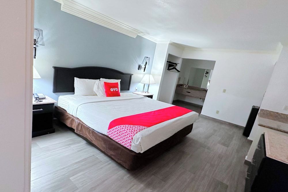 Three Rivers Executive Inn & Suites By OYO Governor Suite 2