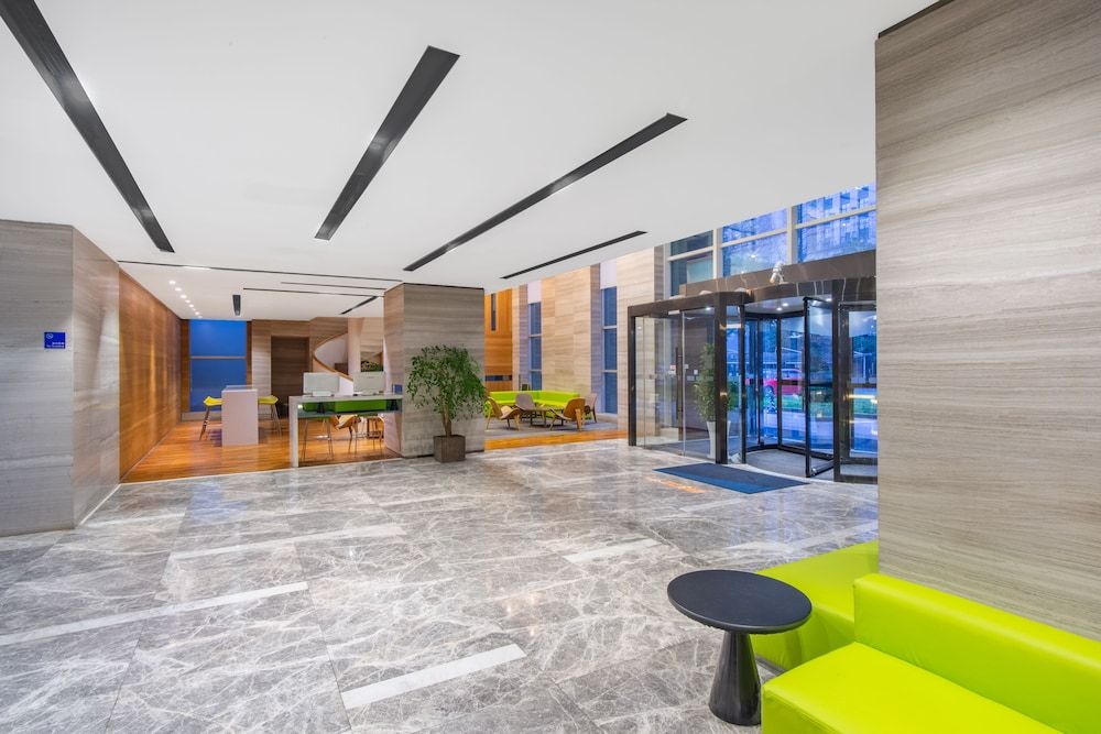 undefined Holiday Inn Express Hangzhou Huanglong, an IHG Hotel 6