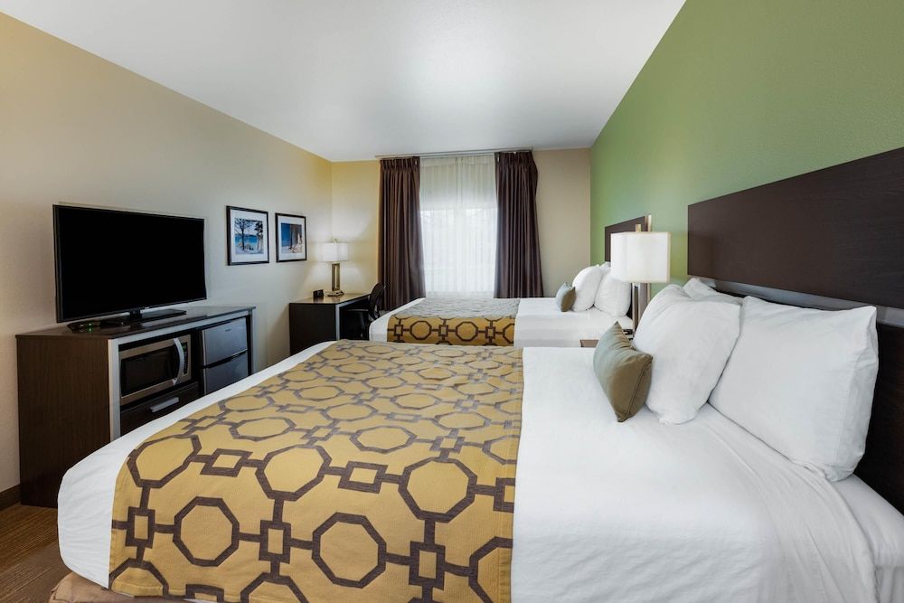 Room, 2 Queen Beds, Accessible, Non Smoking (Mobility)