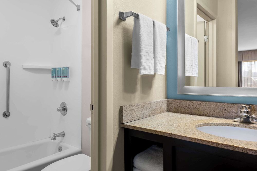 Standard Room, 2 Queen Beds, Non Smoking, Refrigerator & Microwave