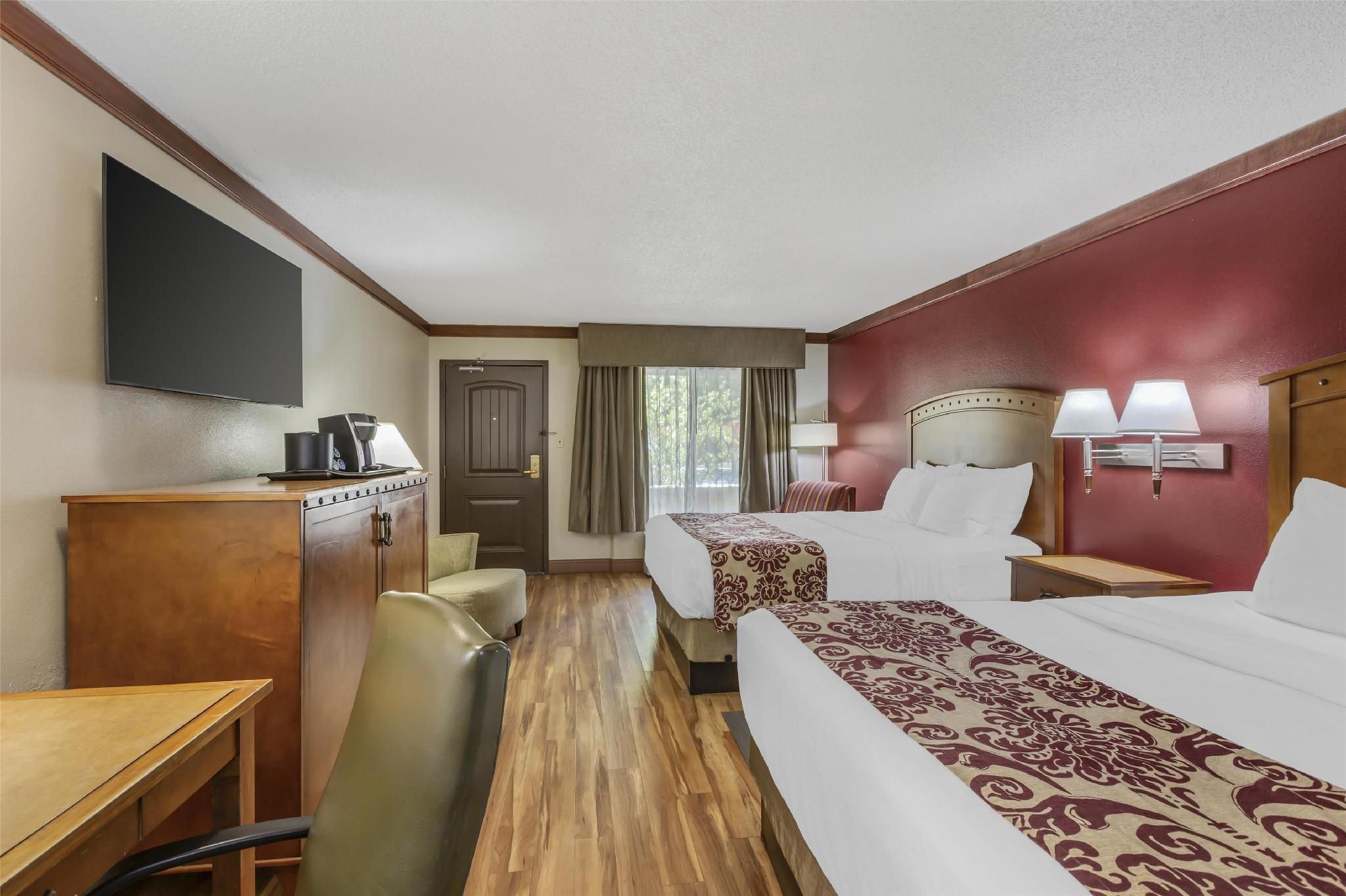 undefined Best Western Plus Greenwell Inn 7