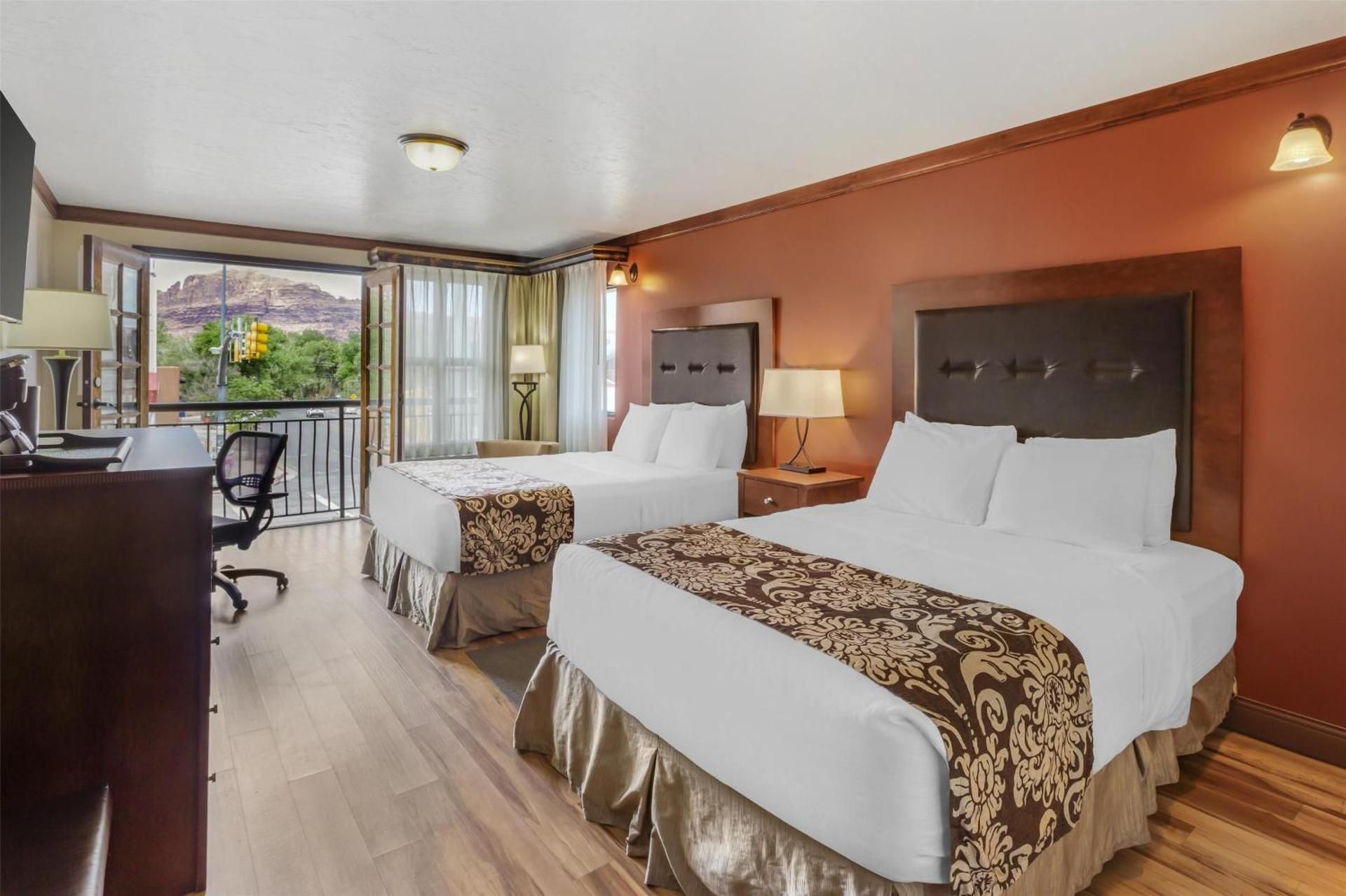 2 Queen Beds, Non-Smoking, Balcony, Mini Fridge, Full Breakfast