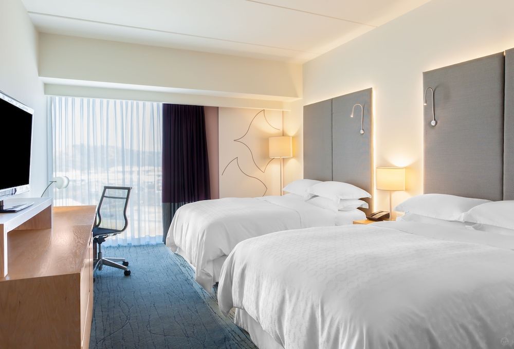 Room, 2 Queen Beds, Non Smoking