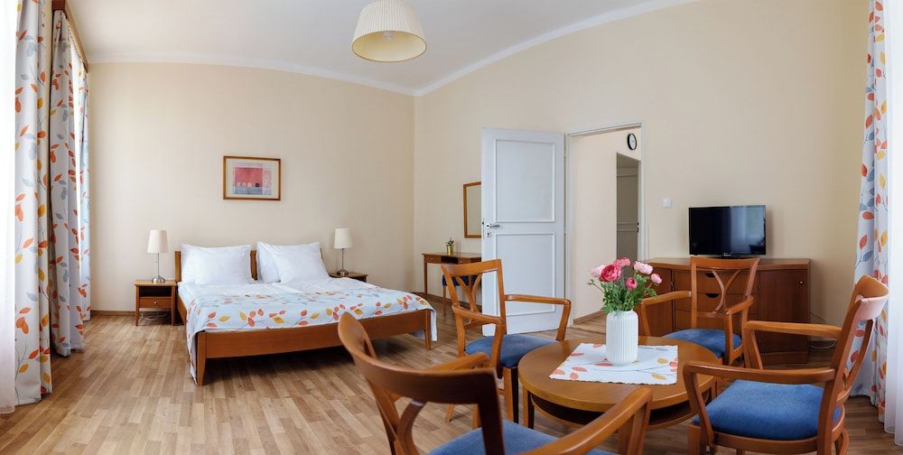 undefined Hotel Orion 2