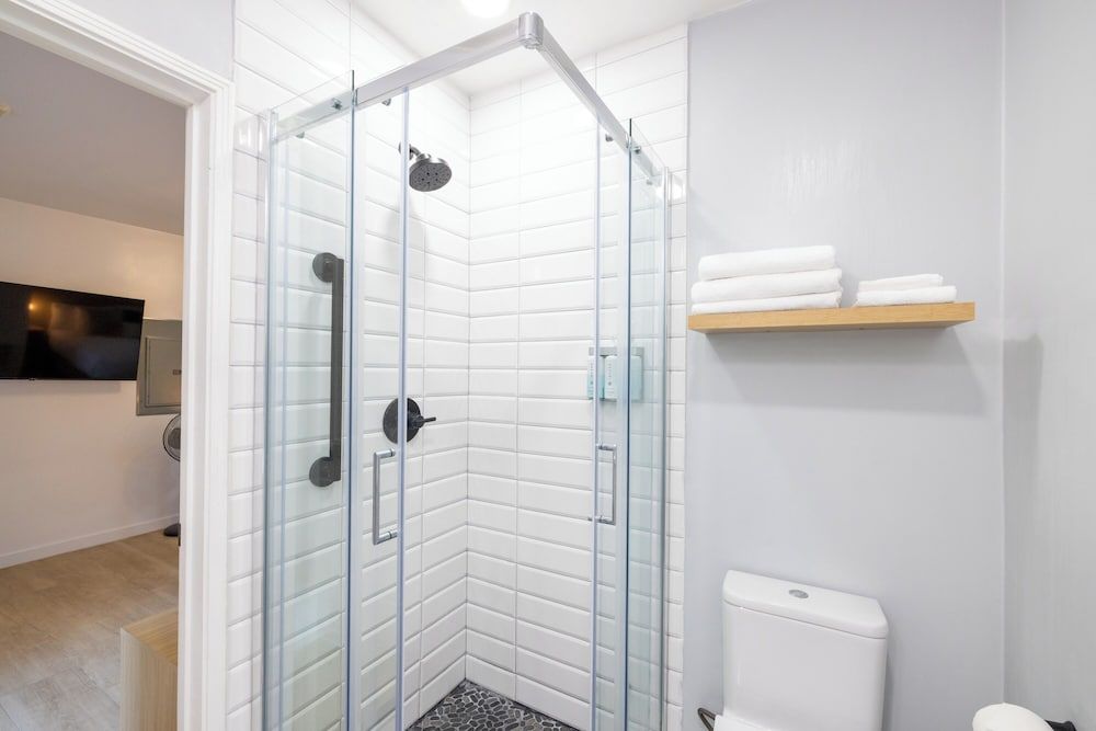 The Tides Oceanview Inn and Cottages Family Cottage, 2 Bedrooms 9