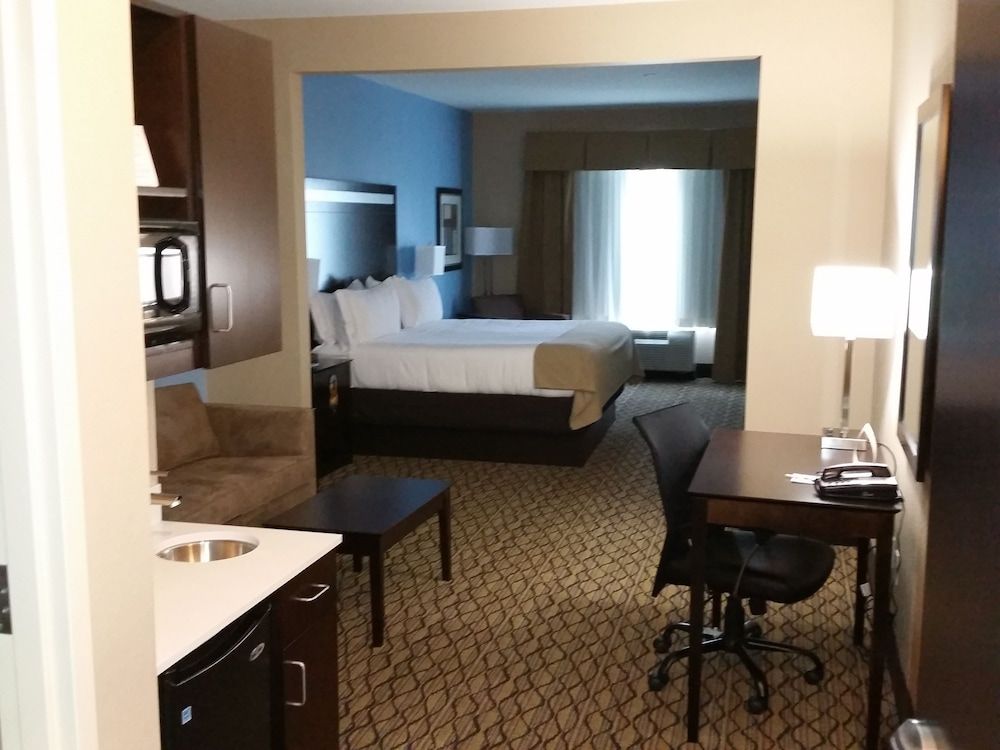Suite, 1 King Bed