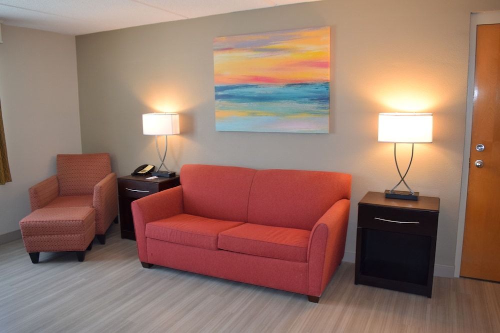 BridgePointe Hotel & Marina Suite, Non Smoking 3