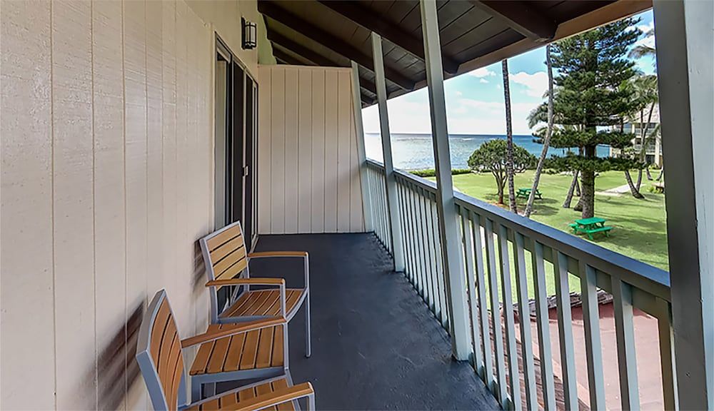 The ISO by Castle One Bedroom Ocean View (2nd Floor, stair access only) 3