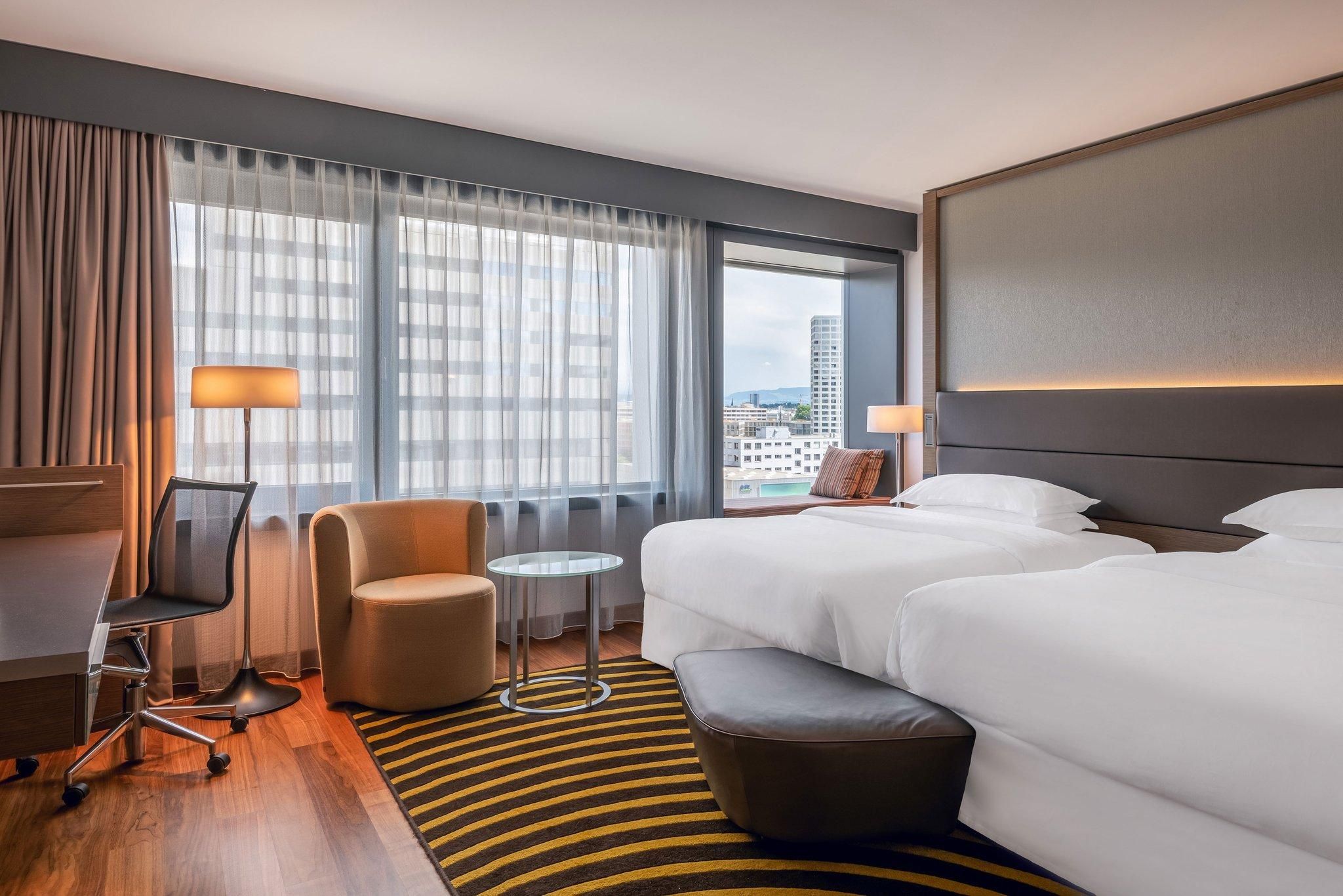 Family Room, Larger Guest room, 2 Double