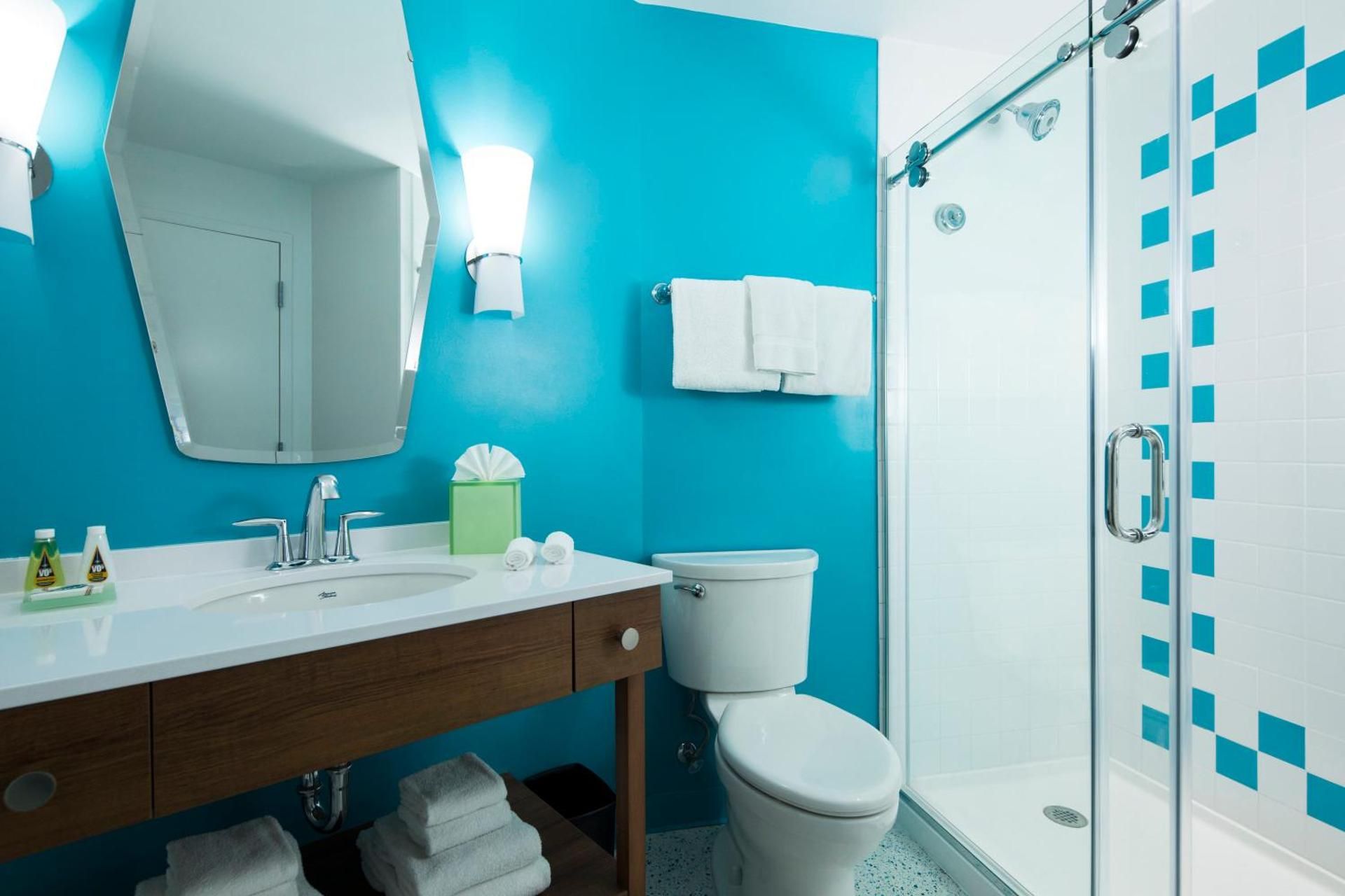 Universal's Cabana Bay Beach Resort Standard Room (Includes Early Park Admission) 3