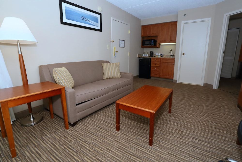 Suite, Multiple Beds, Non Smoking, Refrigerator & Microwave (with Sofabed)