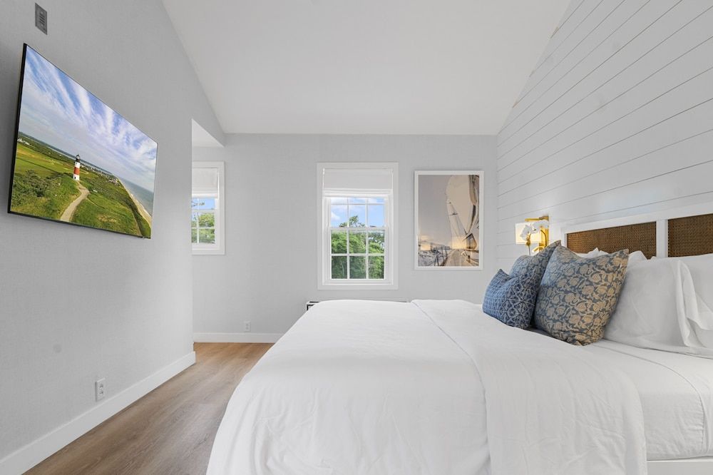 Nantucket Inn Traditional Room, 1 King Bed