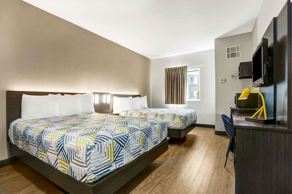 Standard Room, 2 Queen Beds, Accessible, Non Smoking