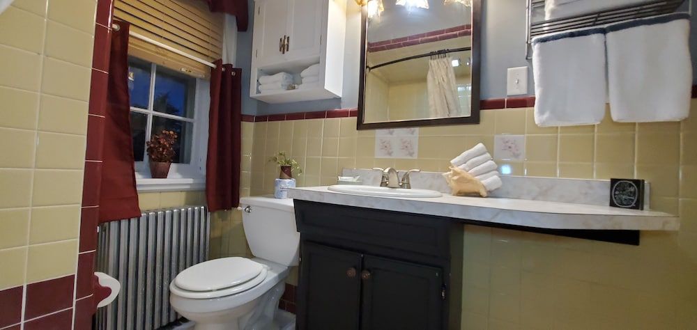 Simmons Motel House 3