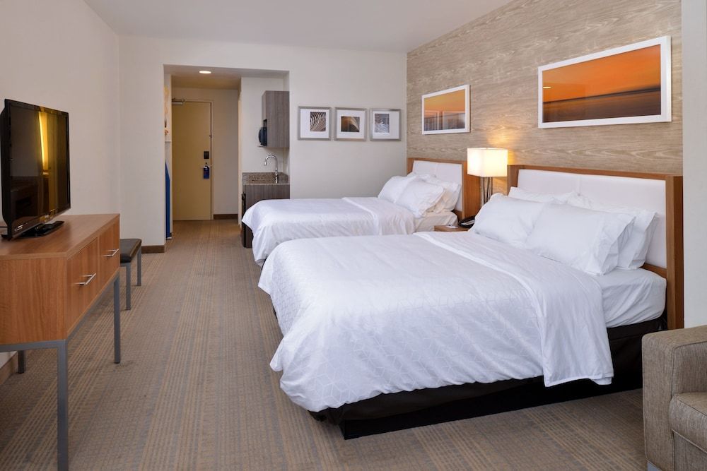 Suite, 2 Queen Beds