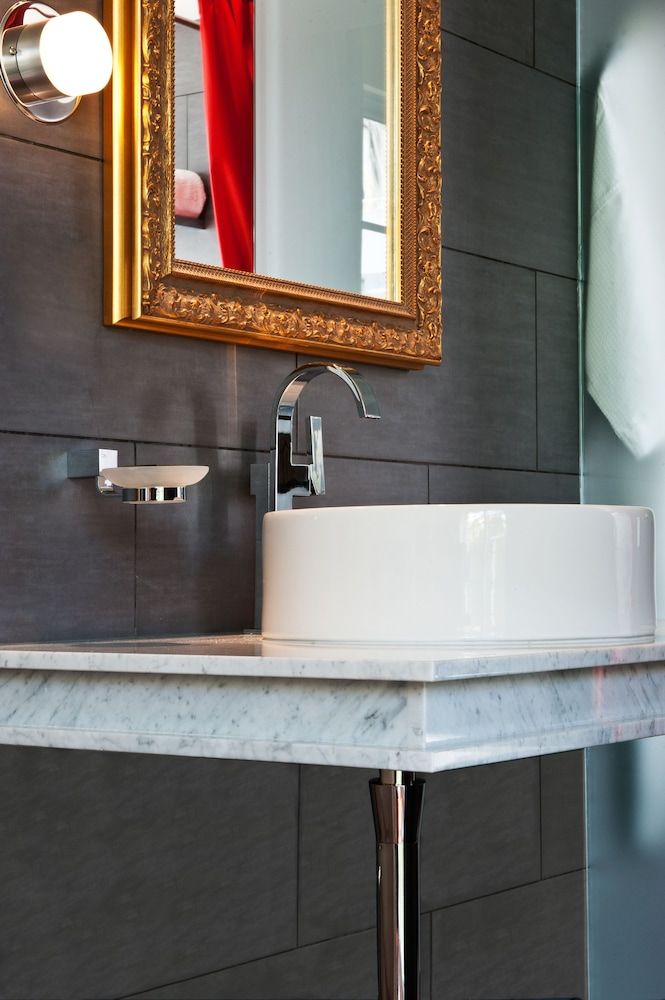 Leslie Hotel Ocean Drive Leslie Queen 6