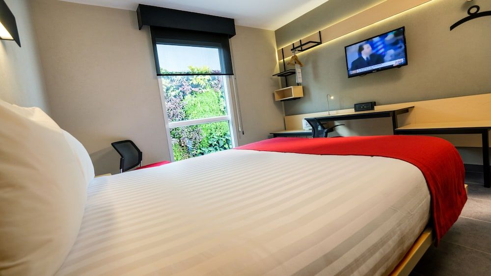 Room, 1 Queen Bed, Non Smoking