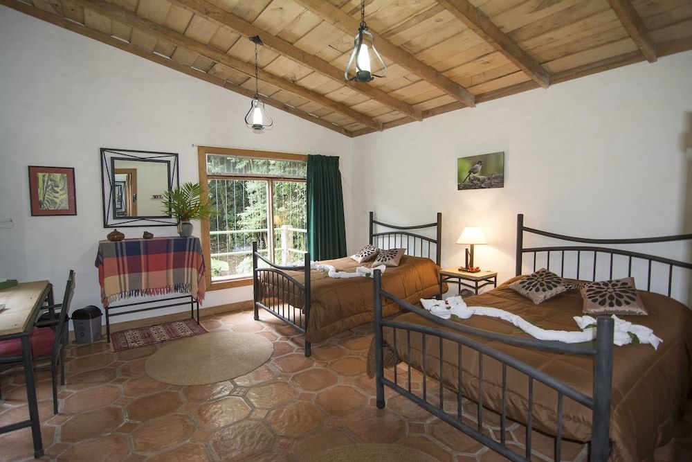 Bosque de Paz Superior Double Room, Mountain View 5