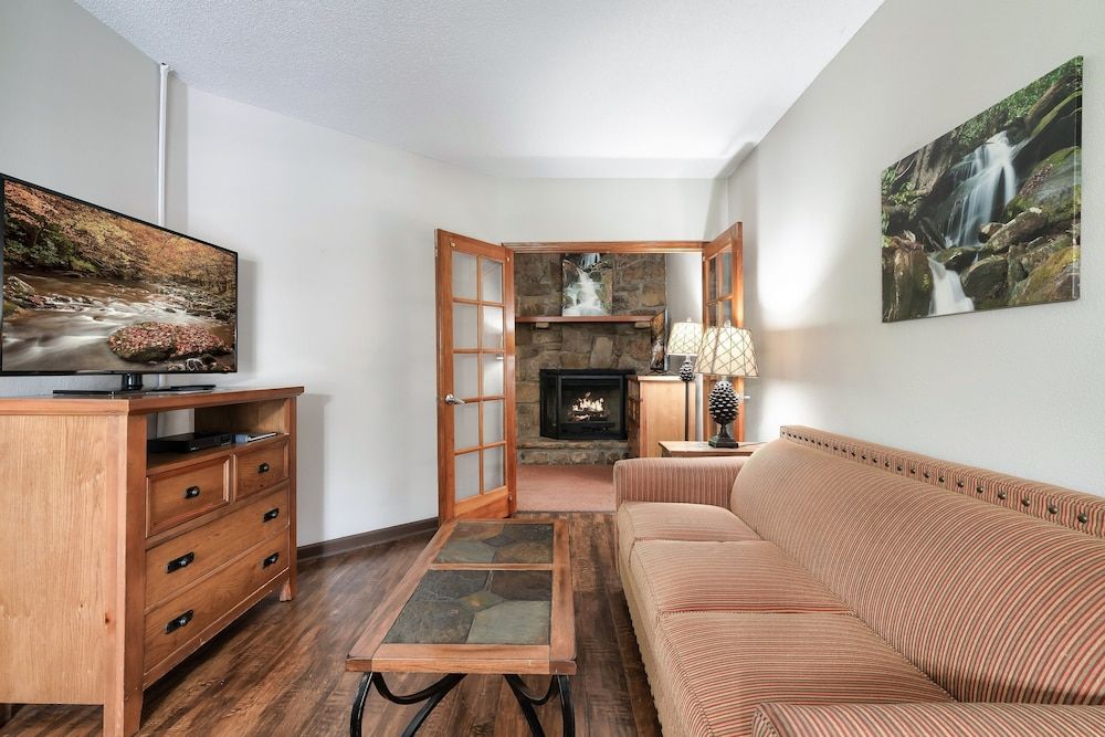 GTV Accessible 1 bedroom Condo