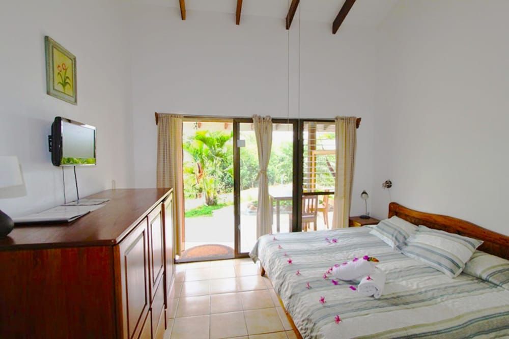 Hotel Colinas del Sol Standard Room, 1 King Bed, Pool Access, Garden Area 6