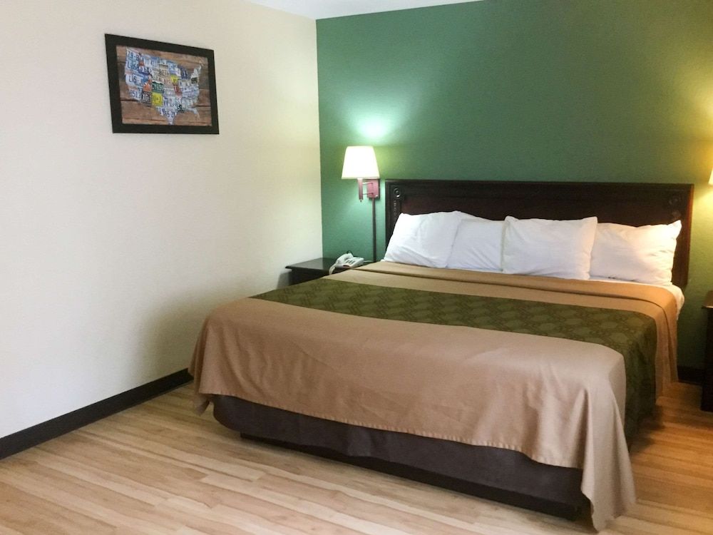 Standard Room, 1 King Bed, Non Smoking