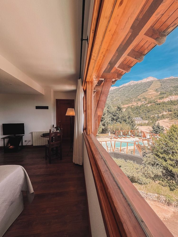 Hotel Catedral Ski & Wellness Superior Double Room, Kitchenette, Mountain View 4